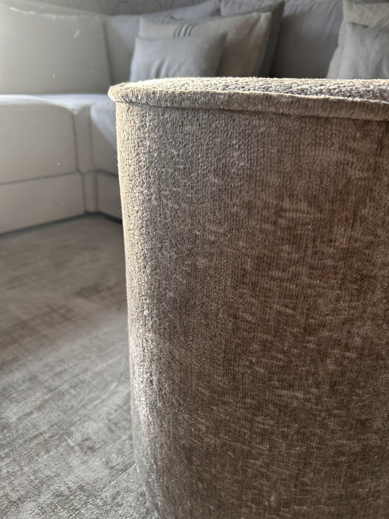 Image 1 of Handgefertigter neuer Pouf - Couchtisch