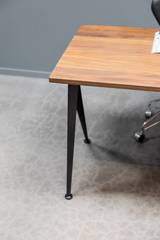 Image 1 of Escritorio Compass, probado