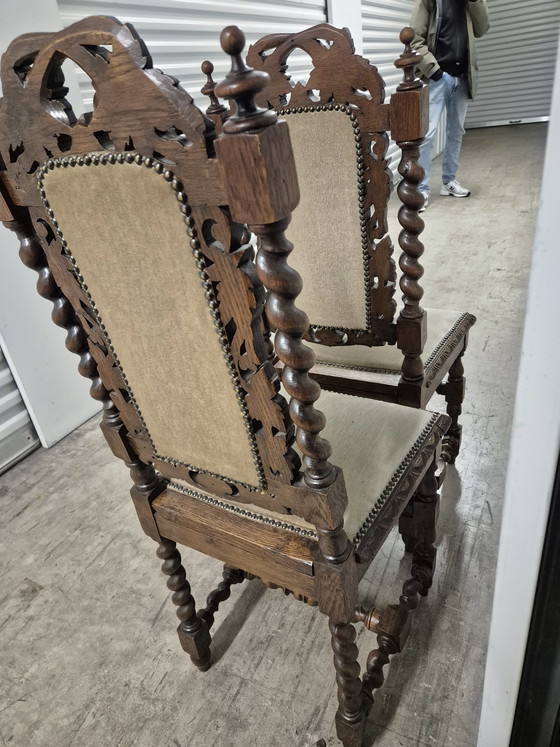 Image 1 of 4 sillas antiguas. También disponibles individualmente.