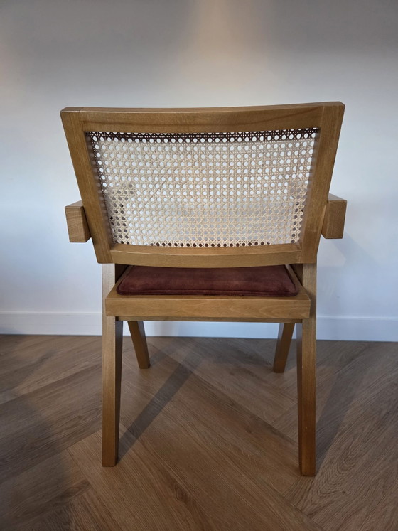Houten stoel met rotan €100,- p.s., Eetkamerstoelen, Bruin (foto 4 van 10)