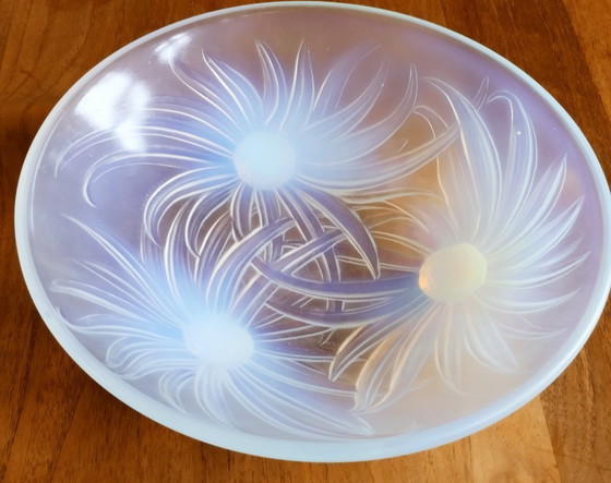 Image 1 of Ciotola Art Déco opalescente di Edmond Etling. Edizione "Girasoli".