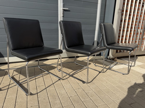 Image 1 of 8x Leolux dining chairs Black leather in MINT CONDITION!!