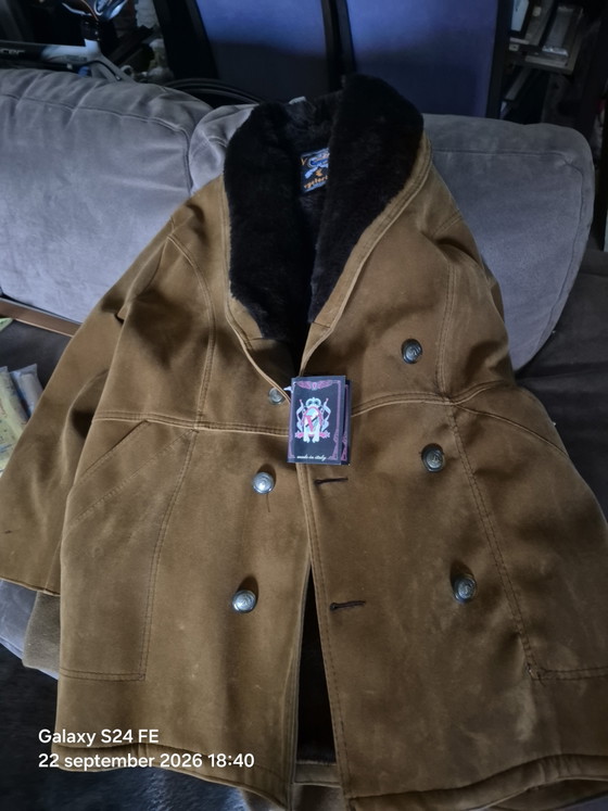 Abrigo de invierno para hombre – Victorlux, Objetos decorativos, Textile, Suede (photo 4 of 11)