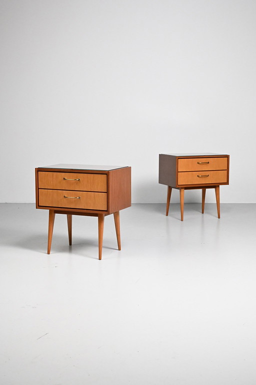 Set van 2 nachtkastjes