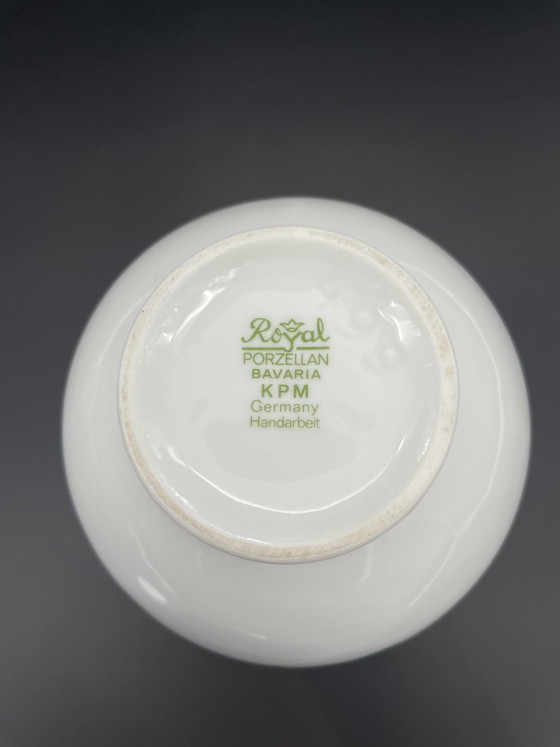 Royal Porzellan Bavaria KPM Vaas met groen bloemendecor, jaren 60 – Vazen, Porcelain (photo 6 of 8)