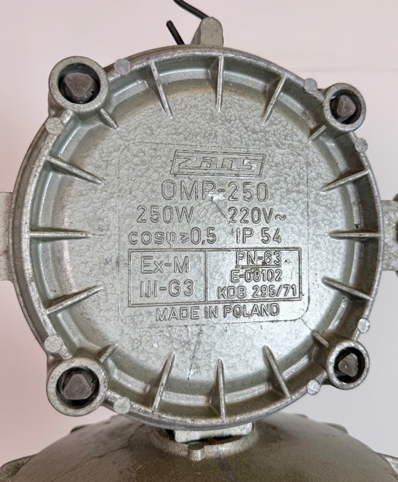 Image 1 of Grande lampada a sospensione industriale in alluminio pressofuso di Zaos, anni '70