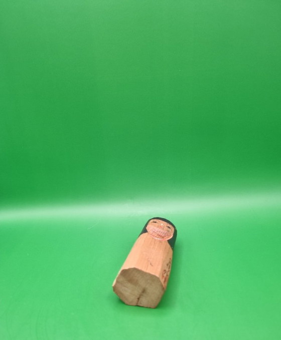 Kokeshi vintage des années 70 de Tazawako par Hiroshi – Objets déco, Wood (photo 6 of 6)