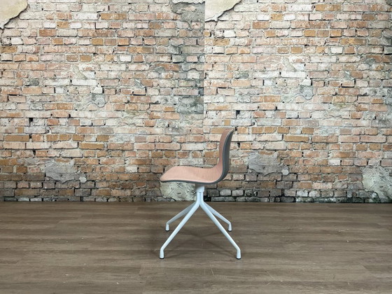 Hay AAC 11 Swivel, Pink fabric | Hee Welling, Dining chairs, Textile, Plastic, Modern (photo 4 of 15)