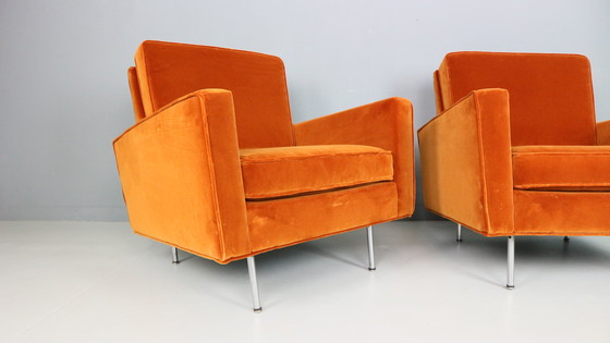Image 1 of Paire de fauteuils 25 BC de Florence Knoll en velours, années 1950