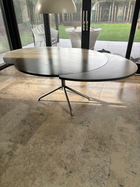 Image 1 of Team by Wellis Esstisch