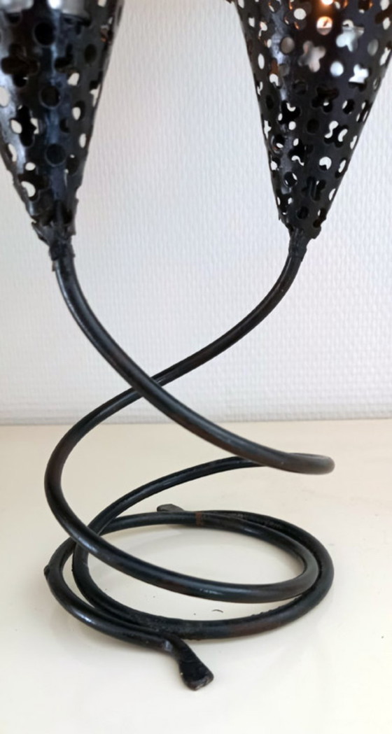 Image 1 of Coppia di candelabri doppi in metallo traforato, stile Matégot, anni '60/'70