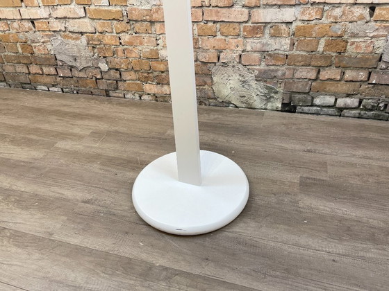 Image 1 of Árbol sueco