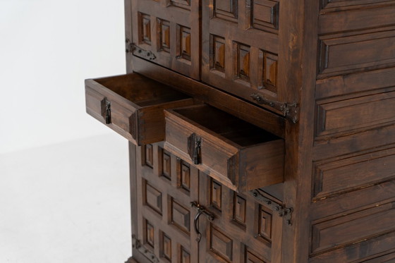 Image 1 of Schitterende Spaanse brutalistische kast uit de jaren 1950.