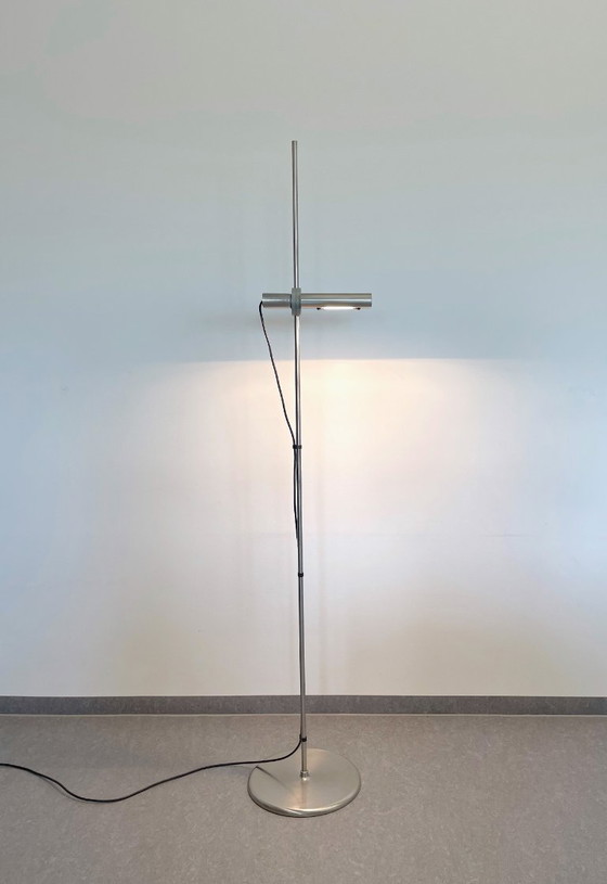 Lampada da terra ARTEMIDE Aton Terra, Designer Ernesto Gismondi – Lampade da terra, Metallo (photo 8 of 30)