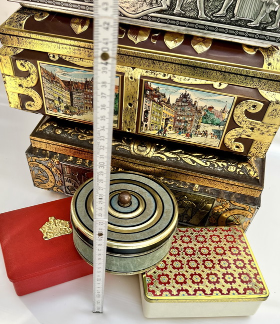 Image 1 of Juego de 6 latas de pan de jengibre nostálgicas – Lebkuchen Schmidt & Wicklein, Nuremberg, ca. 1950-1970