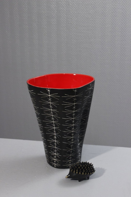 Image 1 of 34 cm Jean de Lespinasse - Large vase no. 308, scarified decoration, Nice, France, 1950s