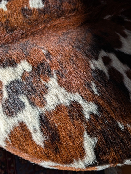 Image 1 of Vintage jaren 80 koeienhuid poef hocker groot 