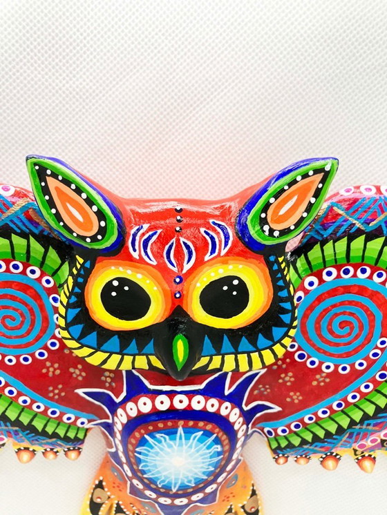 Image 1 of Una statuina di gufo da favola. Realizzata a mano dall'artista.