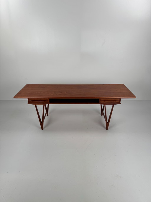 Tavolino da caffè modello 32 di E.W. Bach – Toften Møbelfabrik, Danimarca