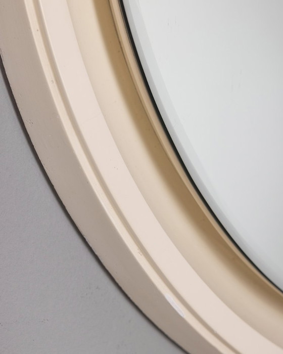 Image 1 of 1970s Vintage Round Wall Mirror in White Wood, Italian Design