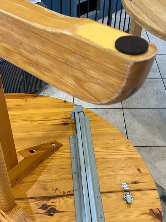 Image 1 of Tavolo rotondo allungabile, diametro 106 cm, modello Baumann, in legno massello di pino, vintage anni '70.