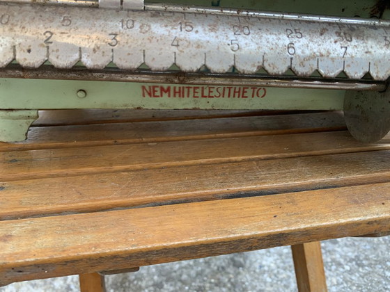 Ungarische Metallwaage, 1950er Jahre – Küchenzubehör, Vintage (photo 5 of 5)