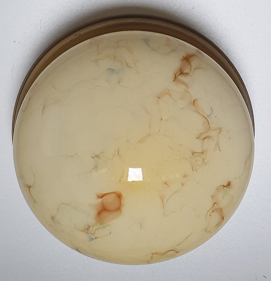 Image 1 of Große Art-Deco-Deckenleuchte aus Opalglas (33 cm).