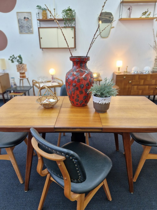 Table de salle à manger design vintage Louis van Teeffelen Type Milano