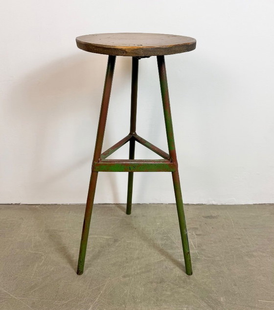 Image 1 of Grüner Werkstatthocker im Industriestil, 1960er Jahre