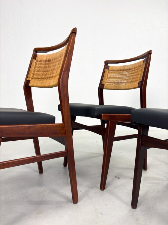 Image 1 of Mid-century Eetkamerstoelen met Rieten Rugleuning