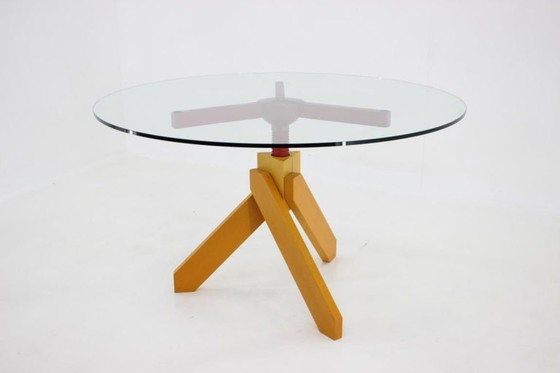 Image 1 of Italiaanse postmoderne verstelbare eettafel met schroefpoten en vier krukken in de stijl van Vico Magistretti, jaren 70.
