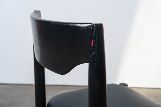 Image 1 of 6 modernistische eetkamerstoelen