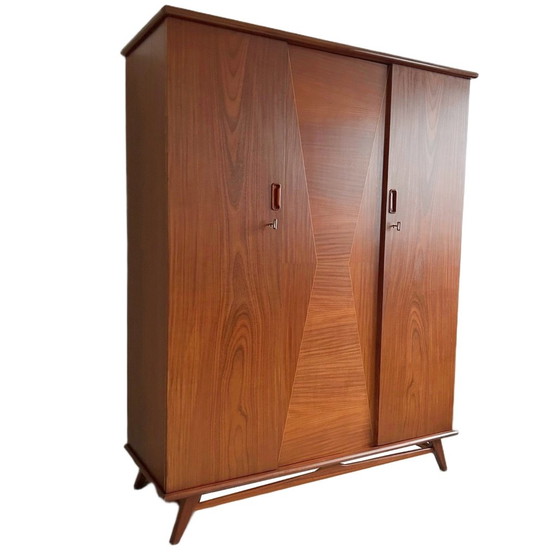 Image 1 of Armadio vintage danese di metà secolo, a tre ante, in teak, anni '60