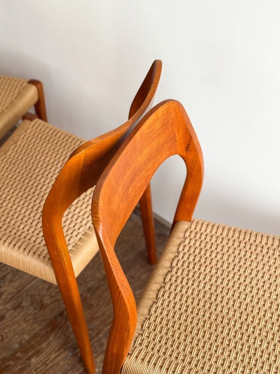 Image 1 of Set van 10 teakhouten eetkamerstoelen van Niels O. Møller voor J.L. Moller, model 71