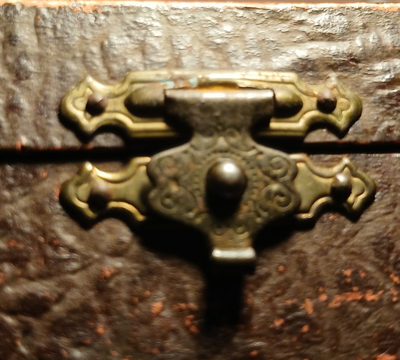 Cofanetto da Collezione 1920 1930 in Corno Bovino Posateria di Thiers Francia Chiusura in Ottone e Acciaio (photo 12 of 12)
