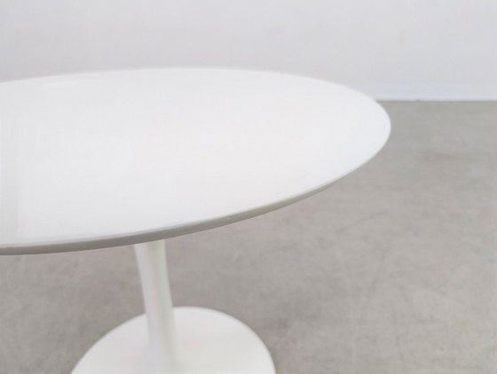Image 1 of Mesa de centro Arkana de 60 cm, de Maurice Burke, similar a la Tulip de Saarinen.