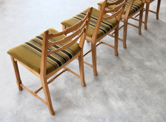 Image 1 of 4 chaises de salle à manger danoises vintage Vamo