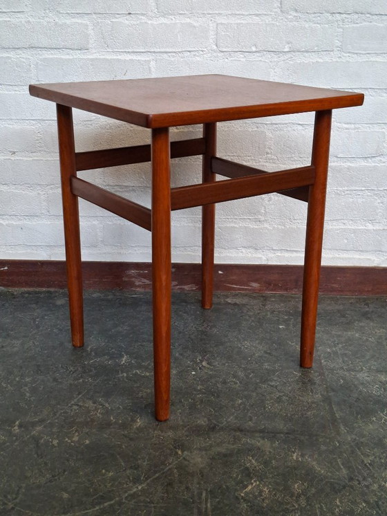 Image 1 of Vintage teak houten bijzettafel, 1960s