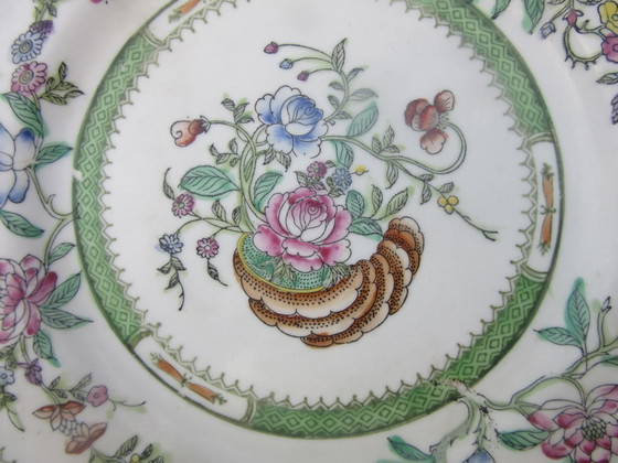 Antique Chinese Rose Plate Marked Fabricado em Macau, 22.5 cm Diameter – Tableware, Porcelain (photo 5 of 9)