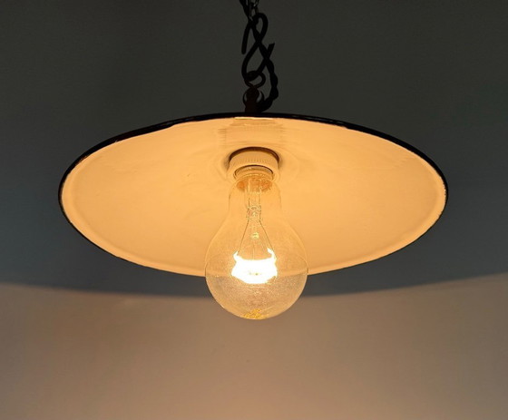 Image 1 of Industriële zwarte emaille lamp, jaren 1930
