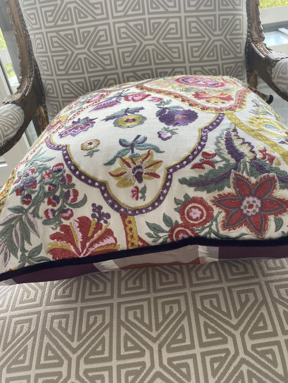 Image 1 of Cojín de lujo Pierre Frey