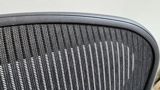 Image 1 of Herman Miller Aeron bureaustoel met chroom onderstel