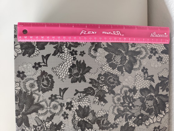 Image 1 of Esprit opbergdoos zwart kant – Kant & roze