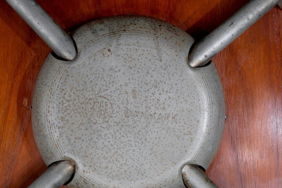 Image 1 of Stuhl Modell "3207" aus Holz von Arne Jacobsen für Fritz Hansen, Dänemark, 1955.