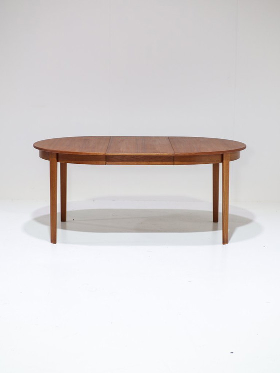 Image 1 of Extendable round dining table teak vintage Danish