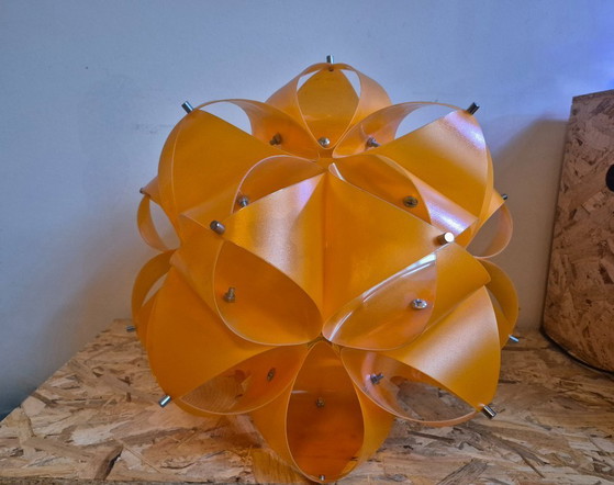 Image 1 of Design Klassieker: QAYOT Ortensia lampen