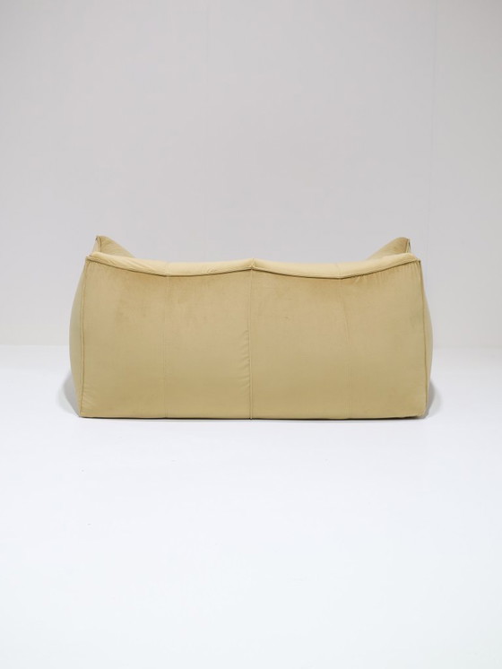 Image 1 of Le Bambole 2-seater sofa B&B Italia velvet yellow 1978