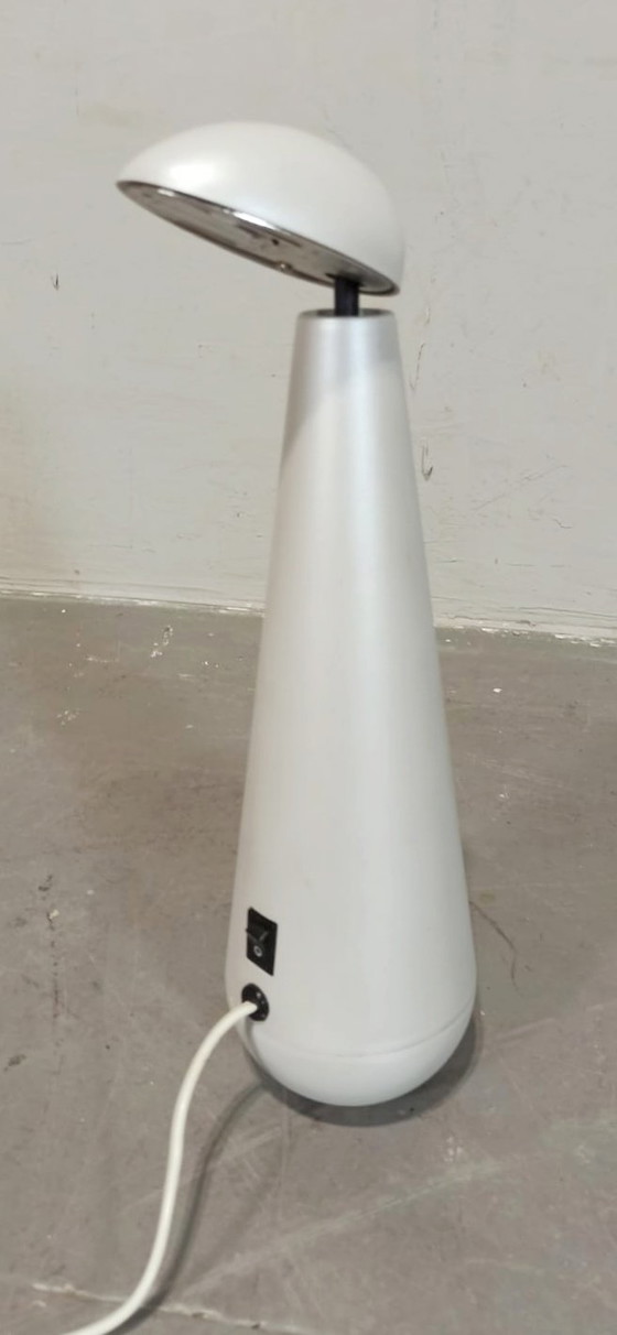 Image 1 of Lampe de table Pingouin massif