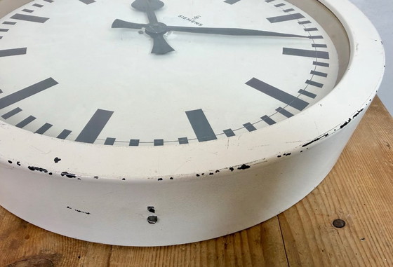 Image 1 of Large White Industrial Factory Wall Clock from Siemens, 1950s