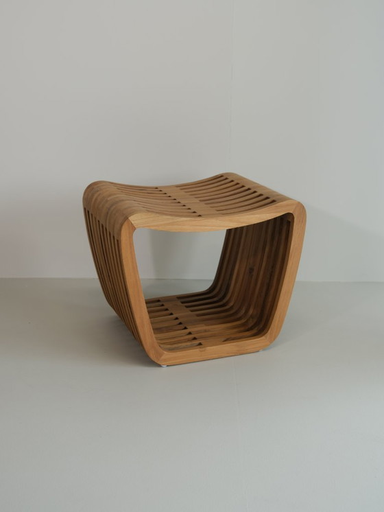 Image 1 of Aven kruk van massief teak